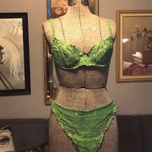 Malizia Body by La Perla Bra & Panty Set